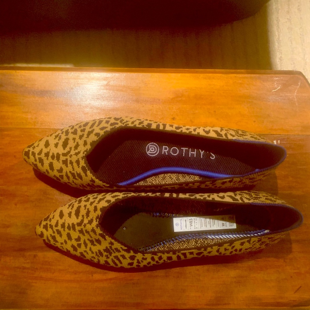 Cheetah print size 8.5 w flats